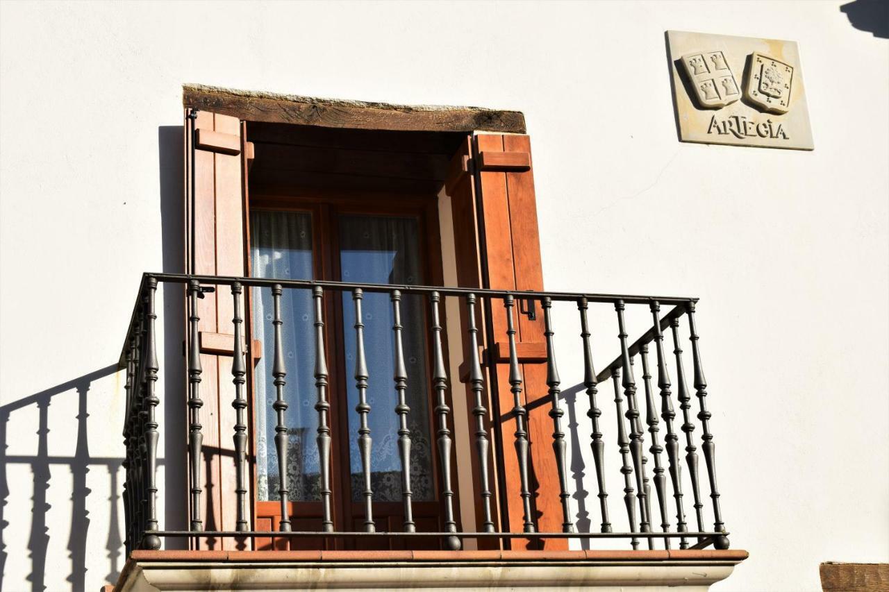 Hostal Casa Artegia Mezkiriz Exterior foto